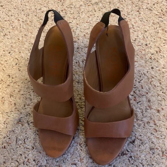 Michael Kors Heels - Picture 2 of 2